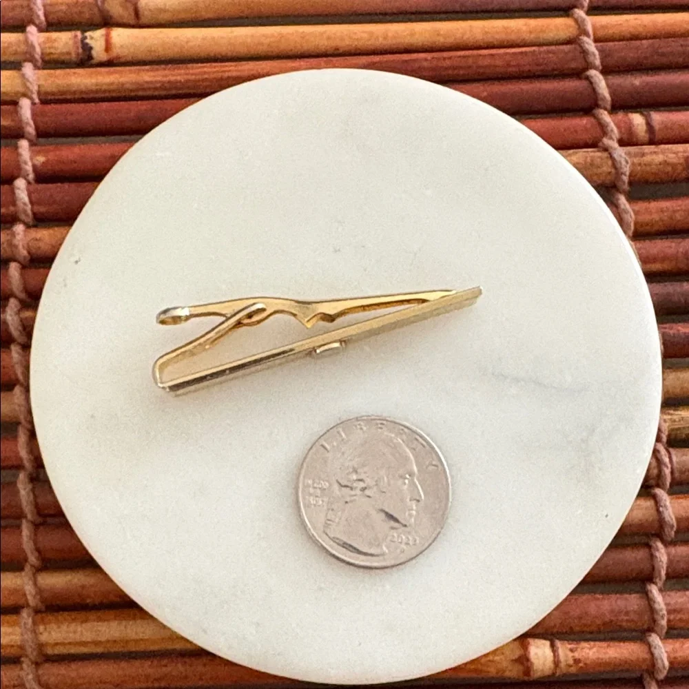 SWANK Gold Tone Textured Tie Clip